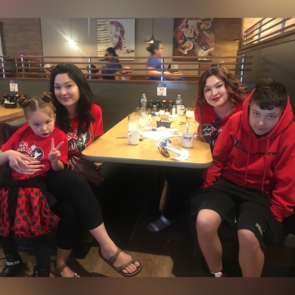 Meet your Posher, Chris - Picture 7 of 12